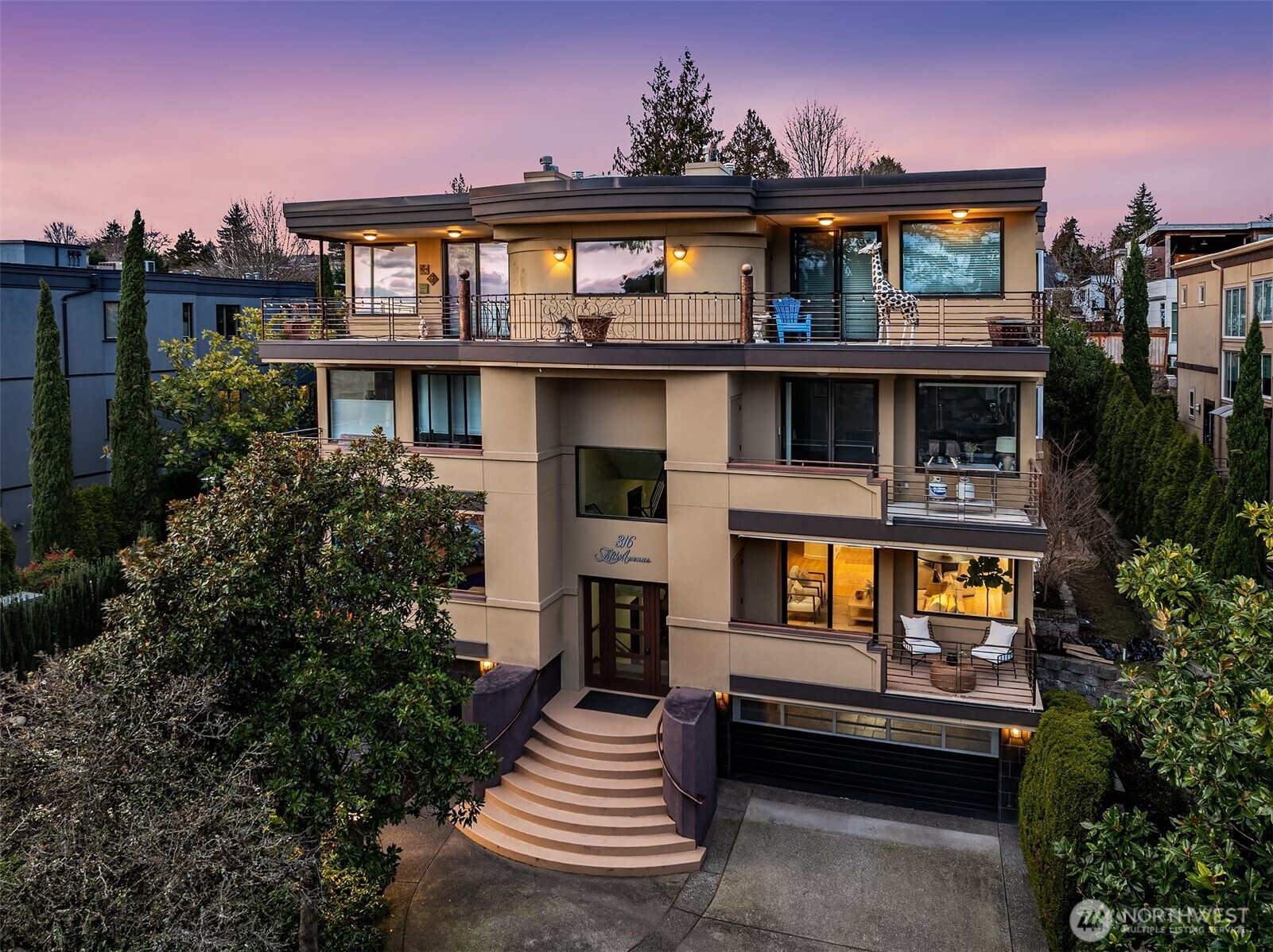 316 5th Avenue Unit: 102