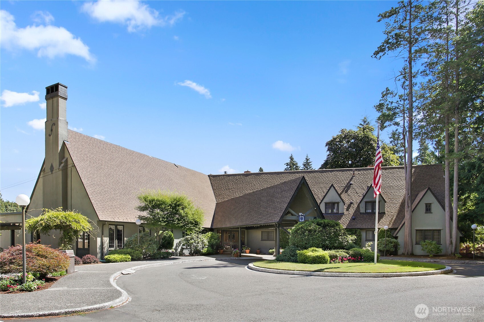 10800 Glen Acres Drive S Unit: T16