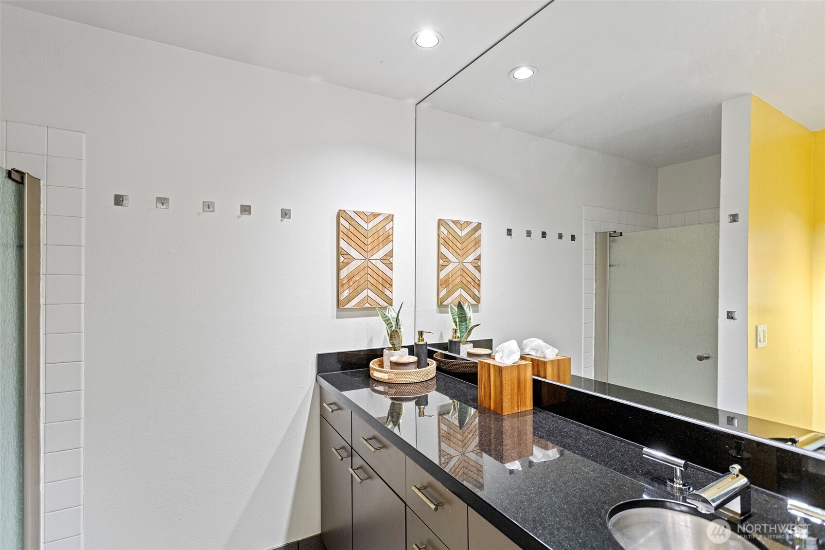 10800 Glen Acres Drive S Unit: T16