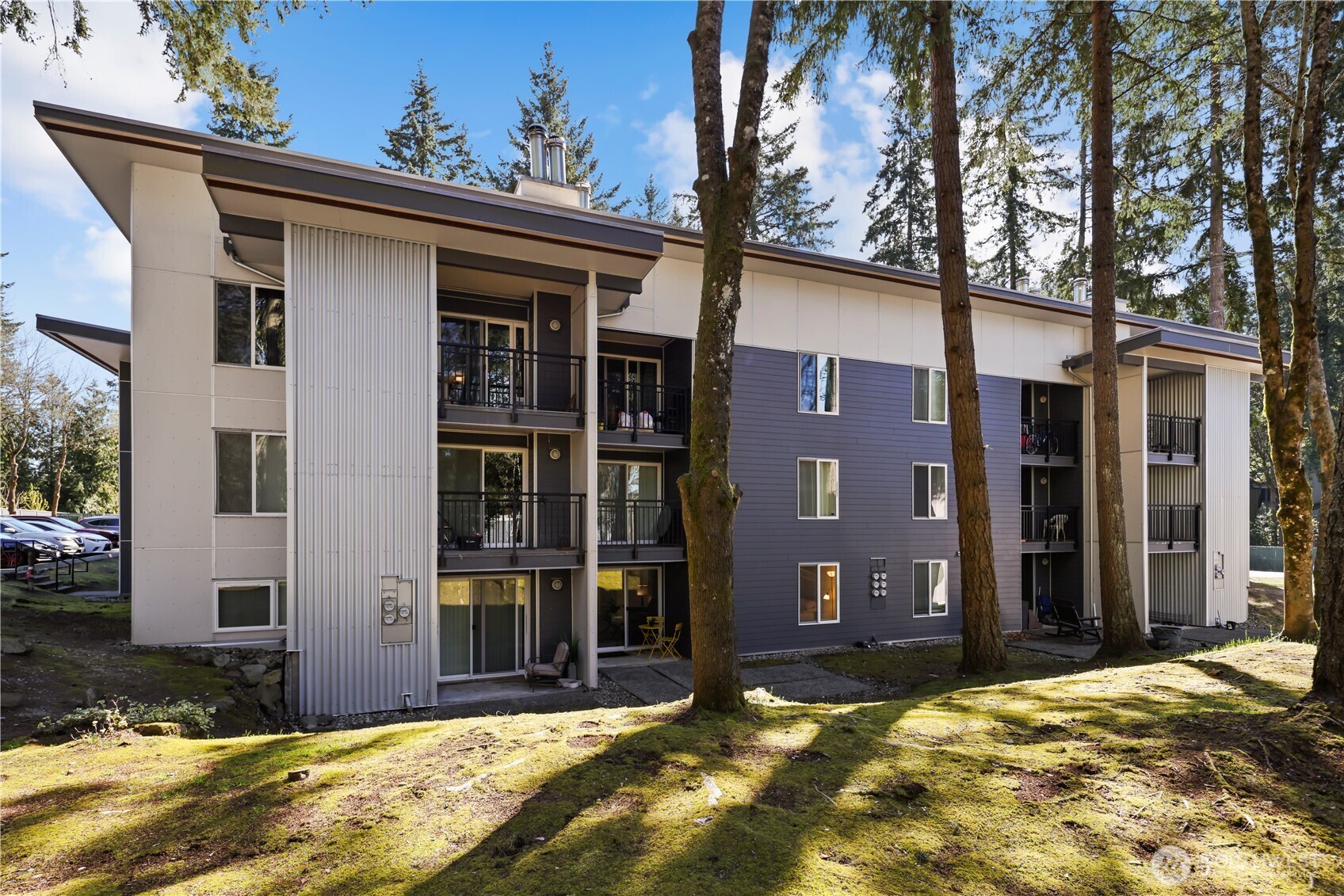 14515 NE 32nd Street Unit: H104