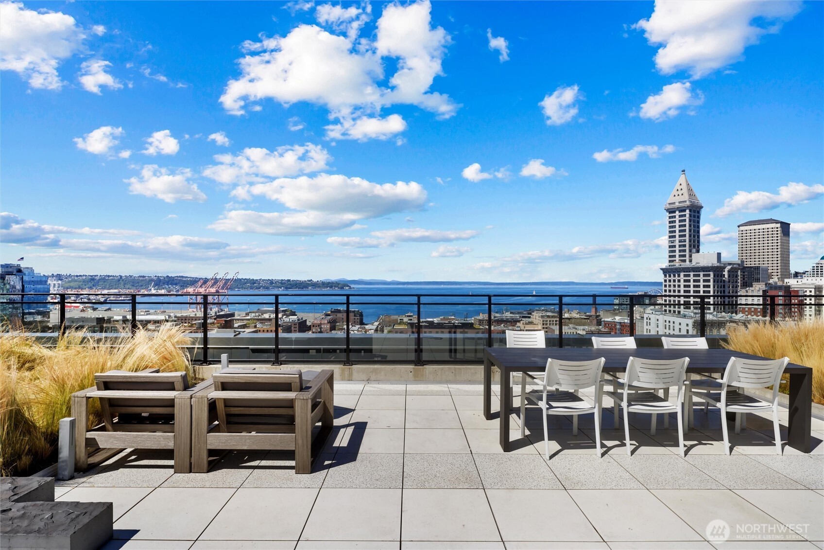 405 S Main Street Unit: 811