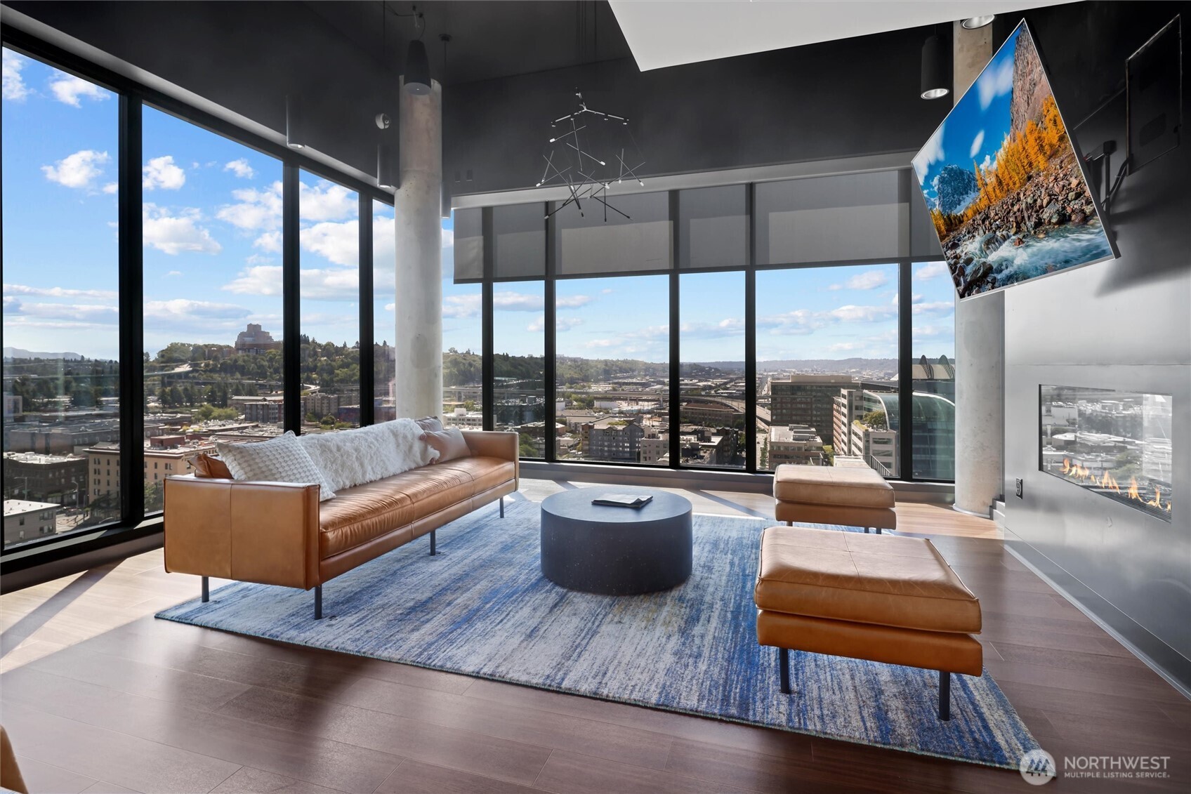 405 S Main Street Unit: 811