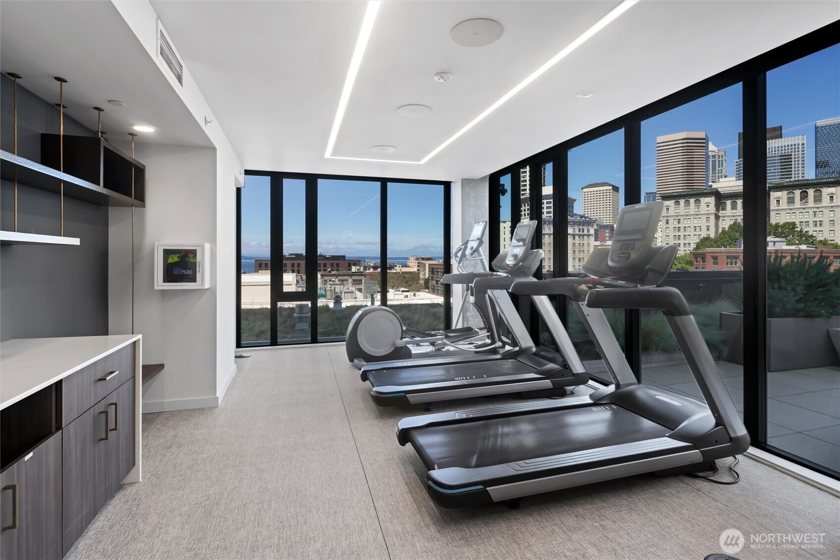 405 S Main Street Unit: 811