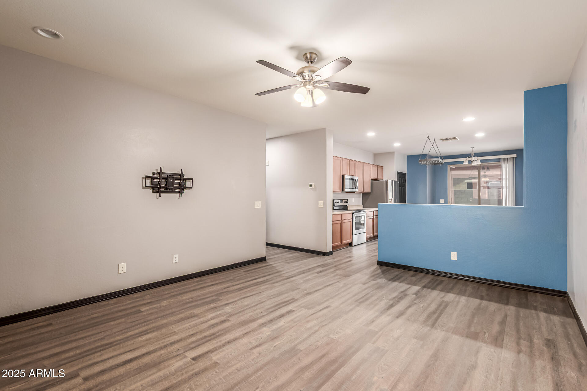 18008 W TINA Lane