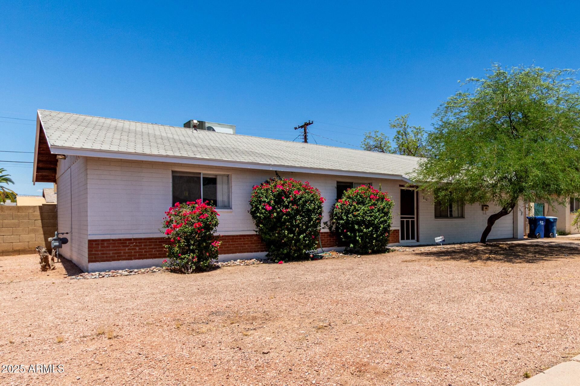 230 E FAIRMONT Drive