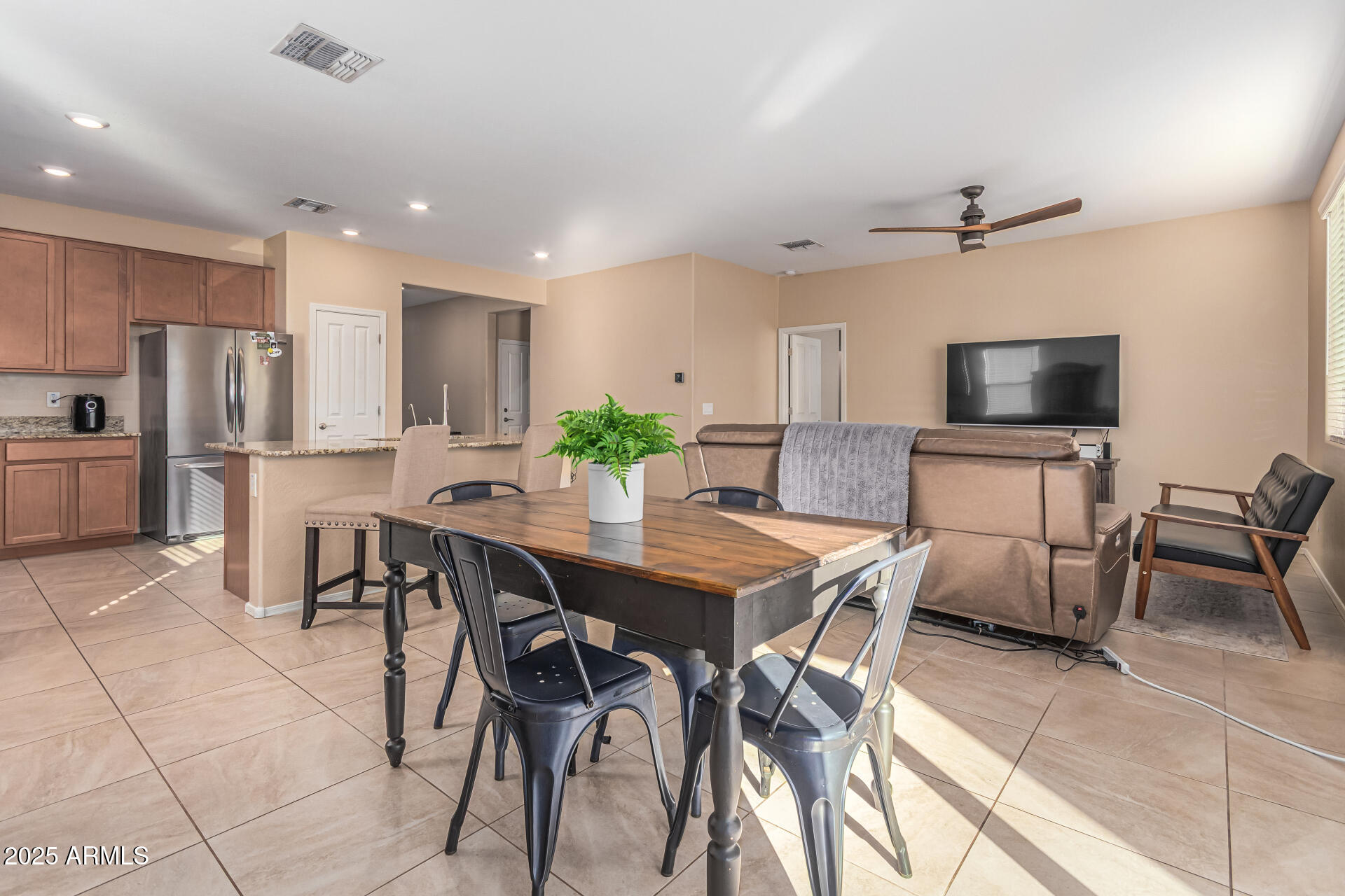 17437 W MOLLY Lane