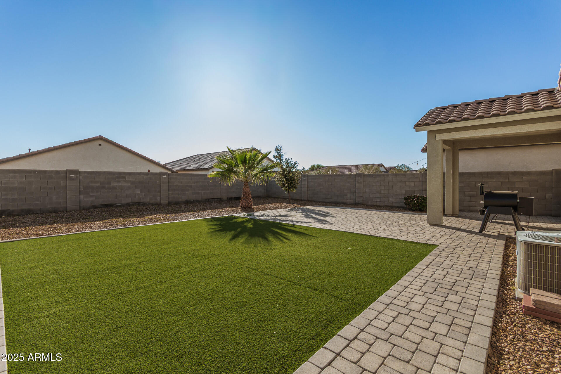 17437 W MOLLY Lane