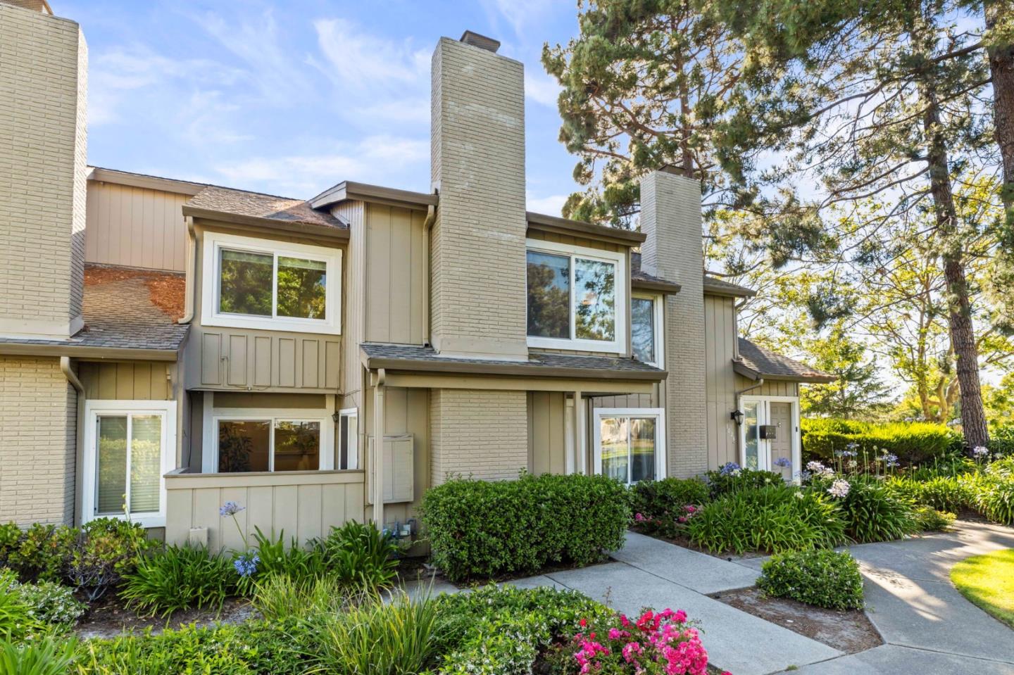 1028 Gull AVE