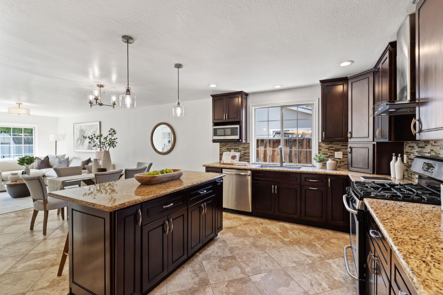 106 Biddleford CT