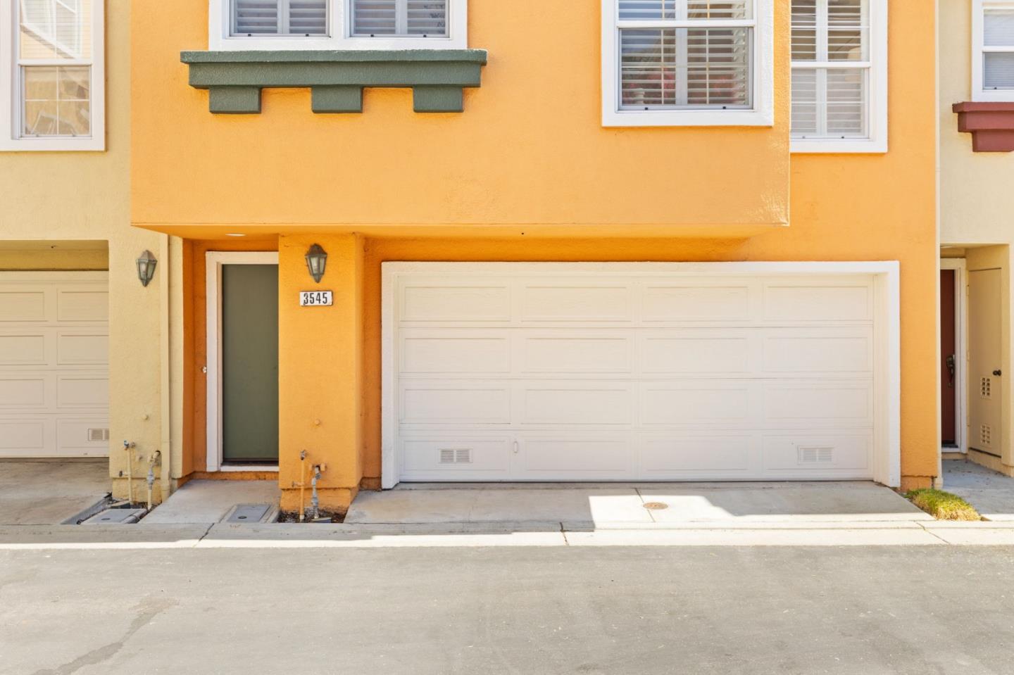 3545 Langdon CMN