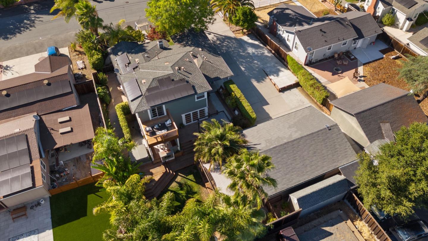 1426 Walnut DR
