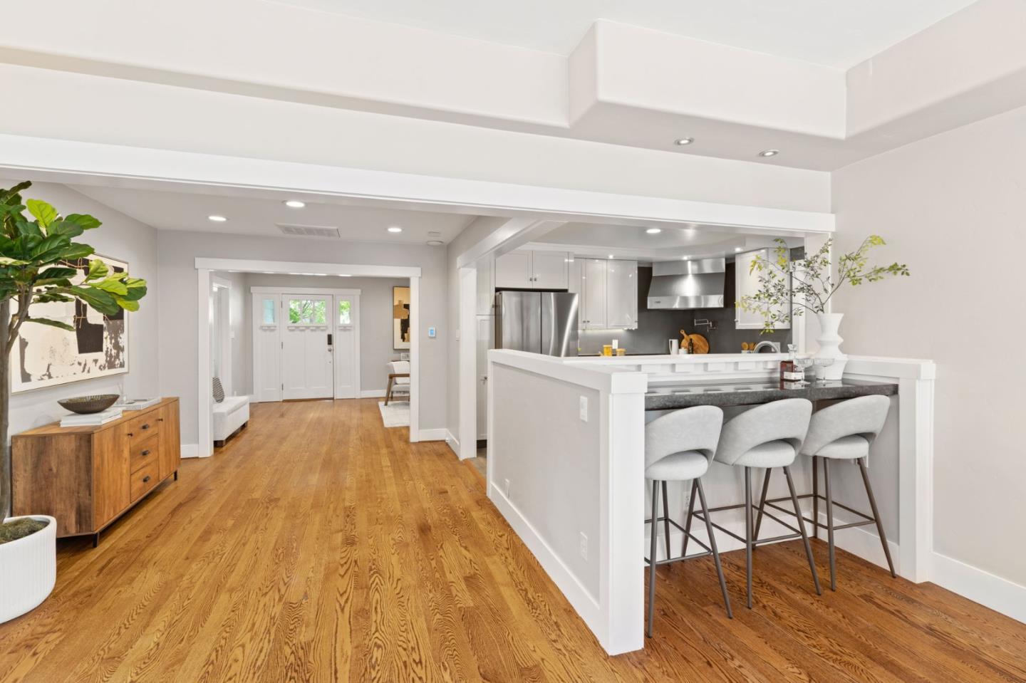 1426 Walnut DR