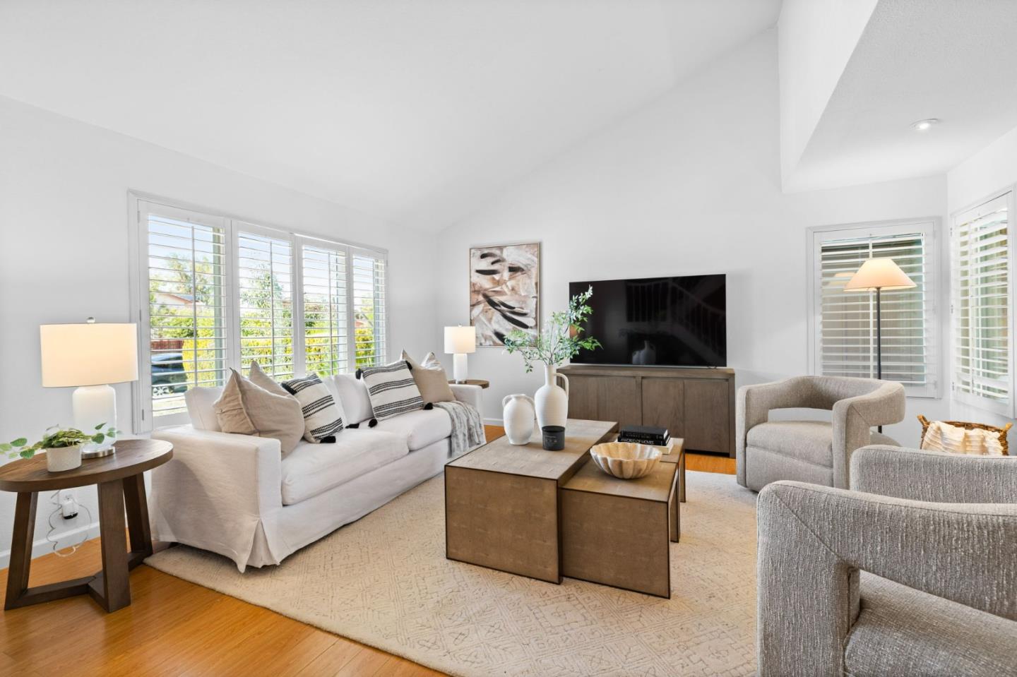 1386 Prada CT