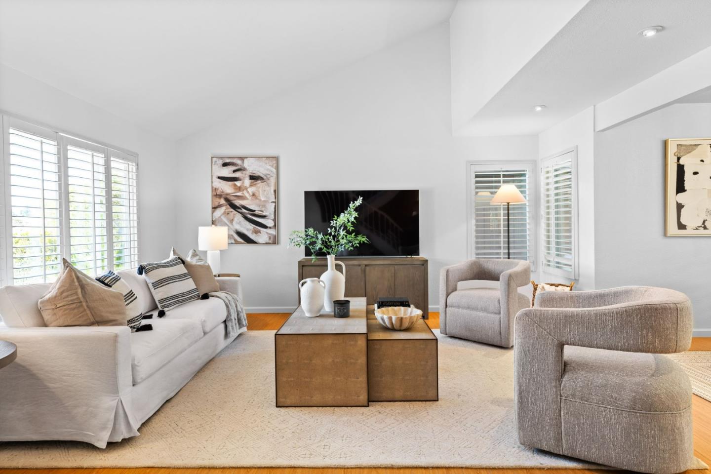 1386 Prada CT