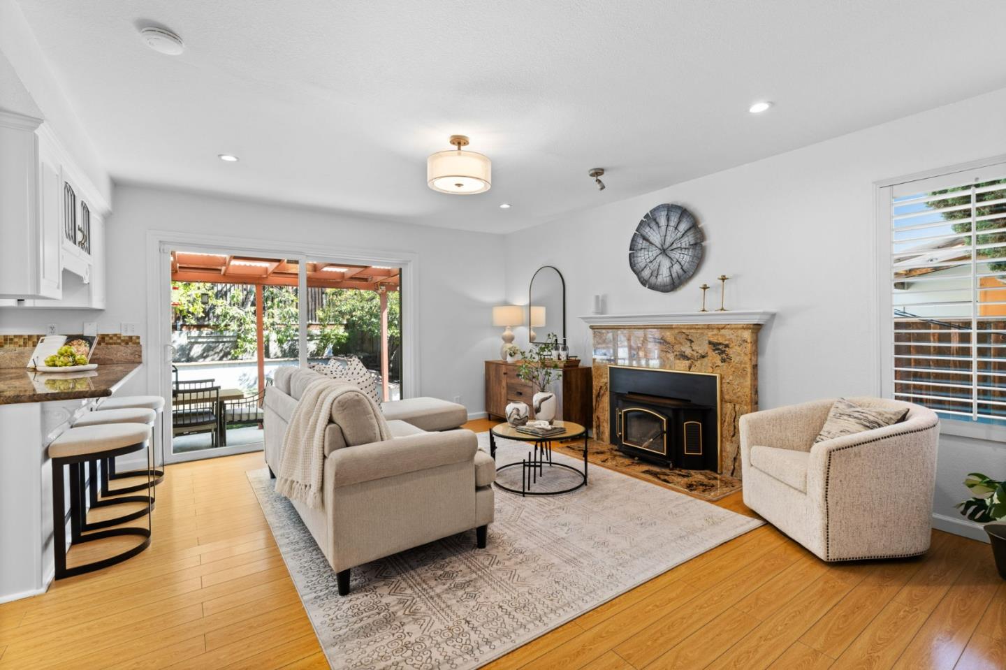 1386 Prada CT