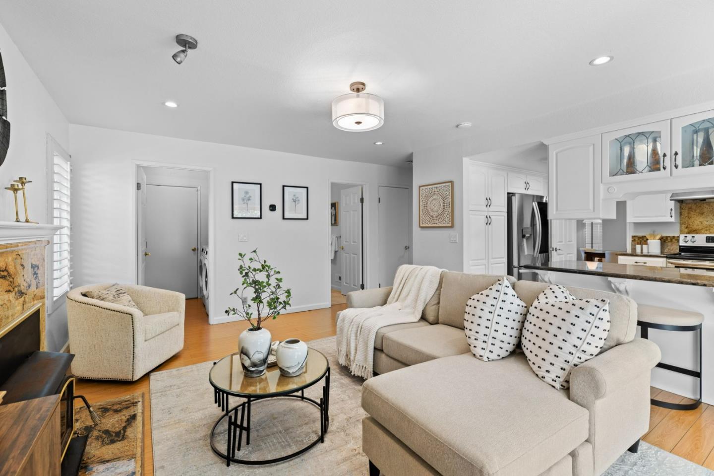 1386 Prada CT