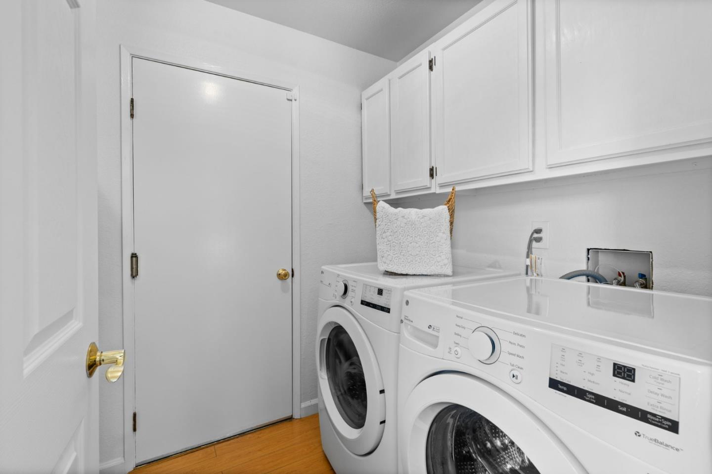 1386 Prada CT
