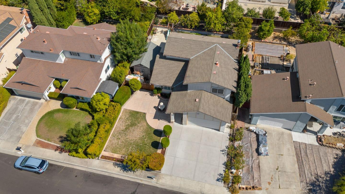 1386 Prada CT