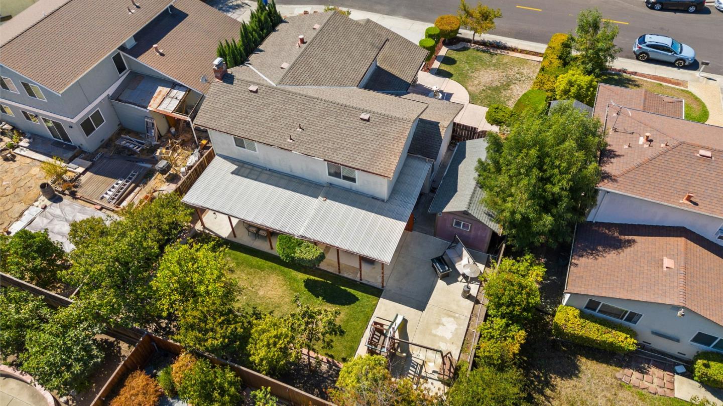 1386 Prada CT