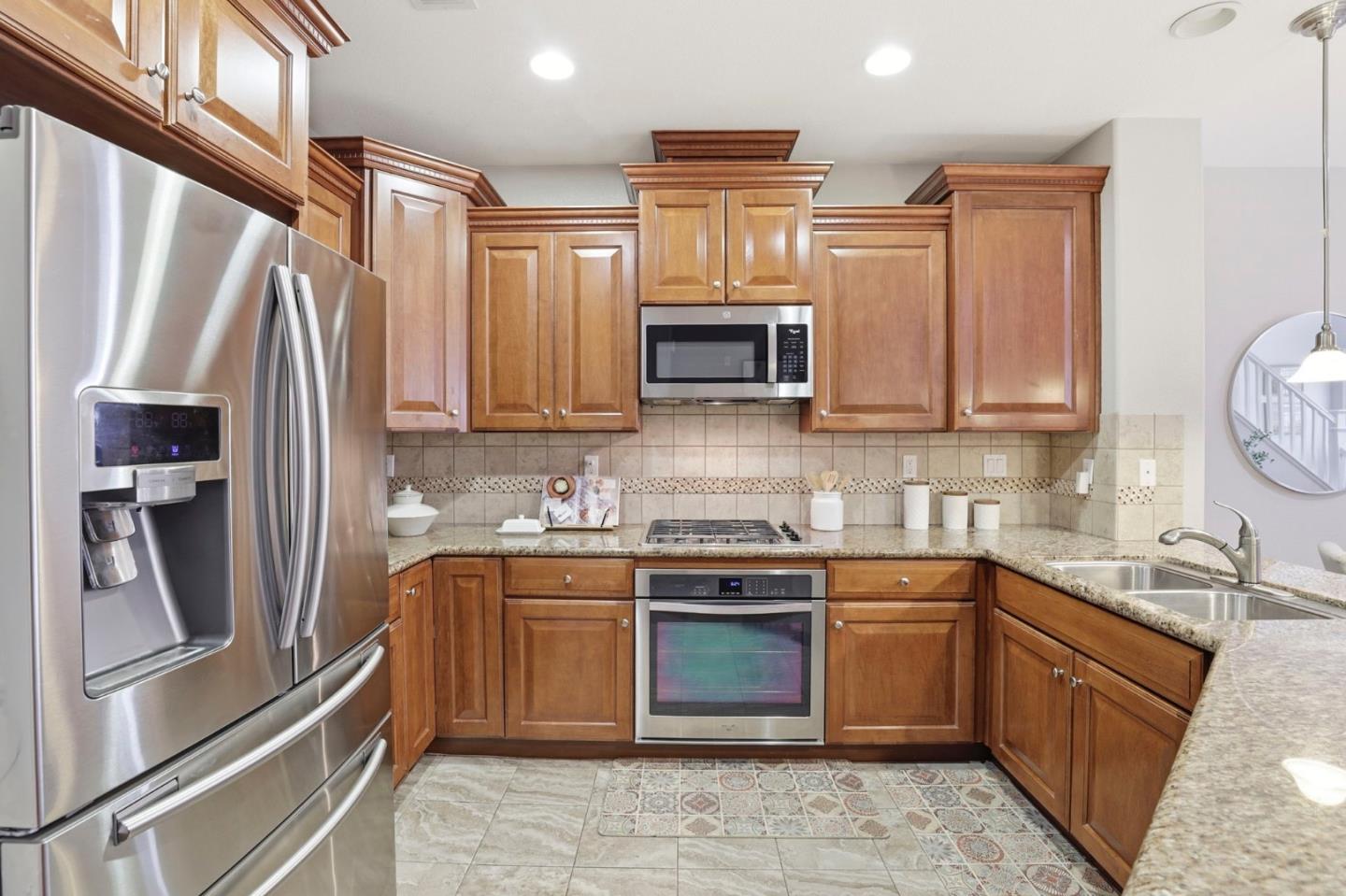 1701 Shore Place 5