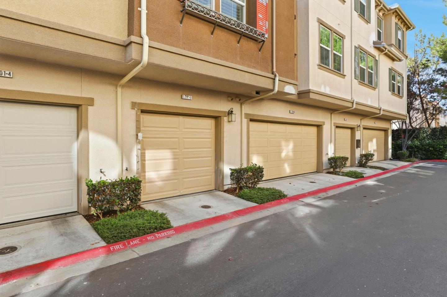 1701 Shore Place 5