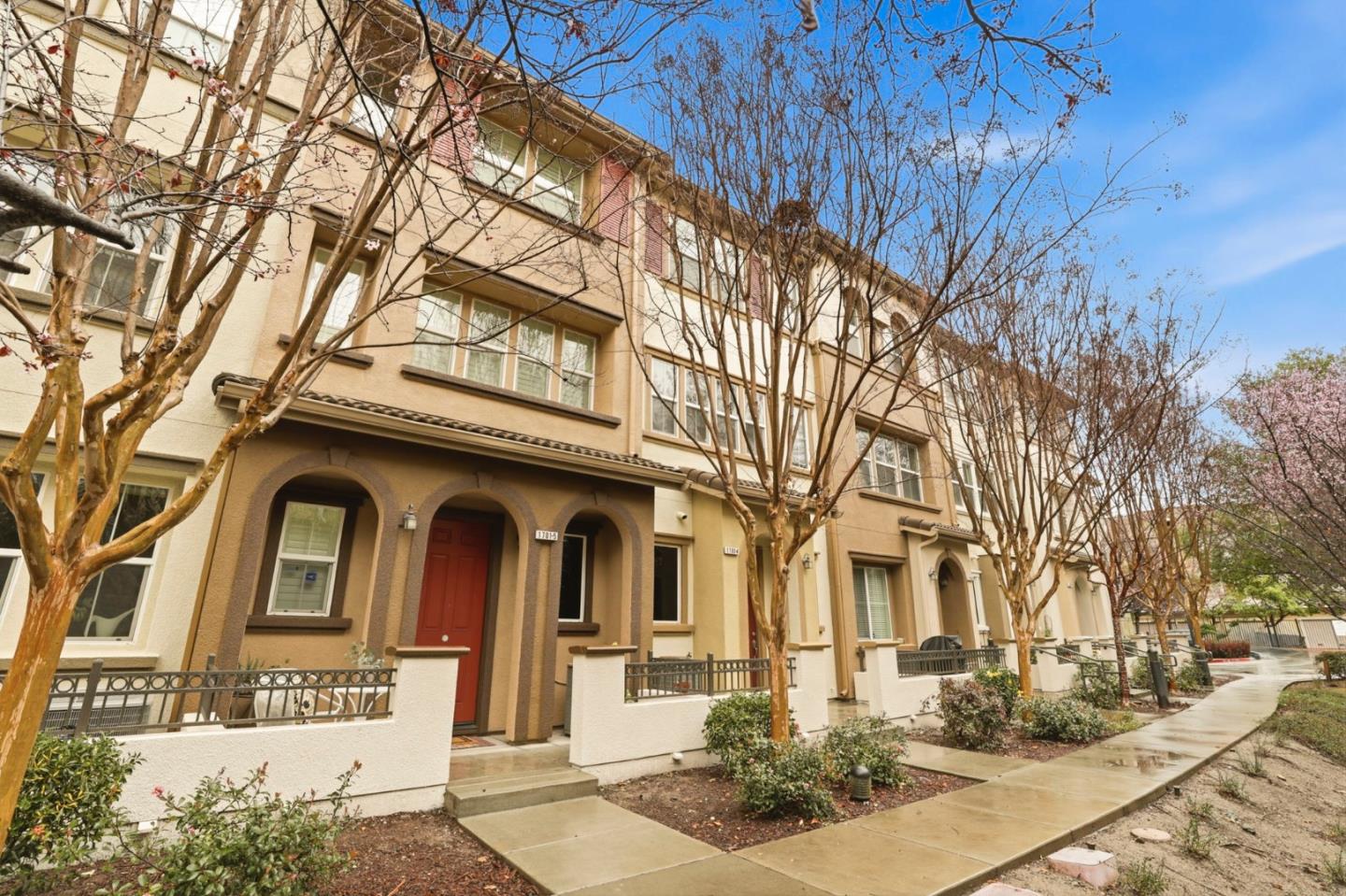 1701 Shore Place 5