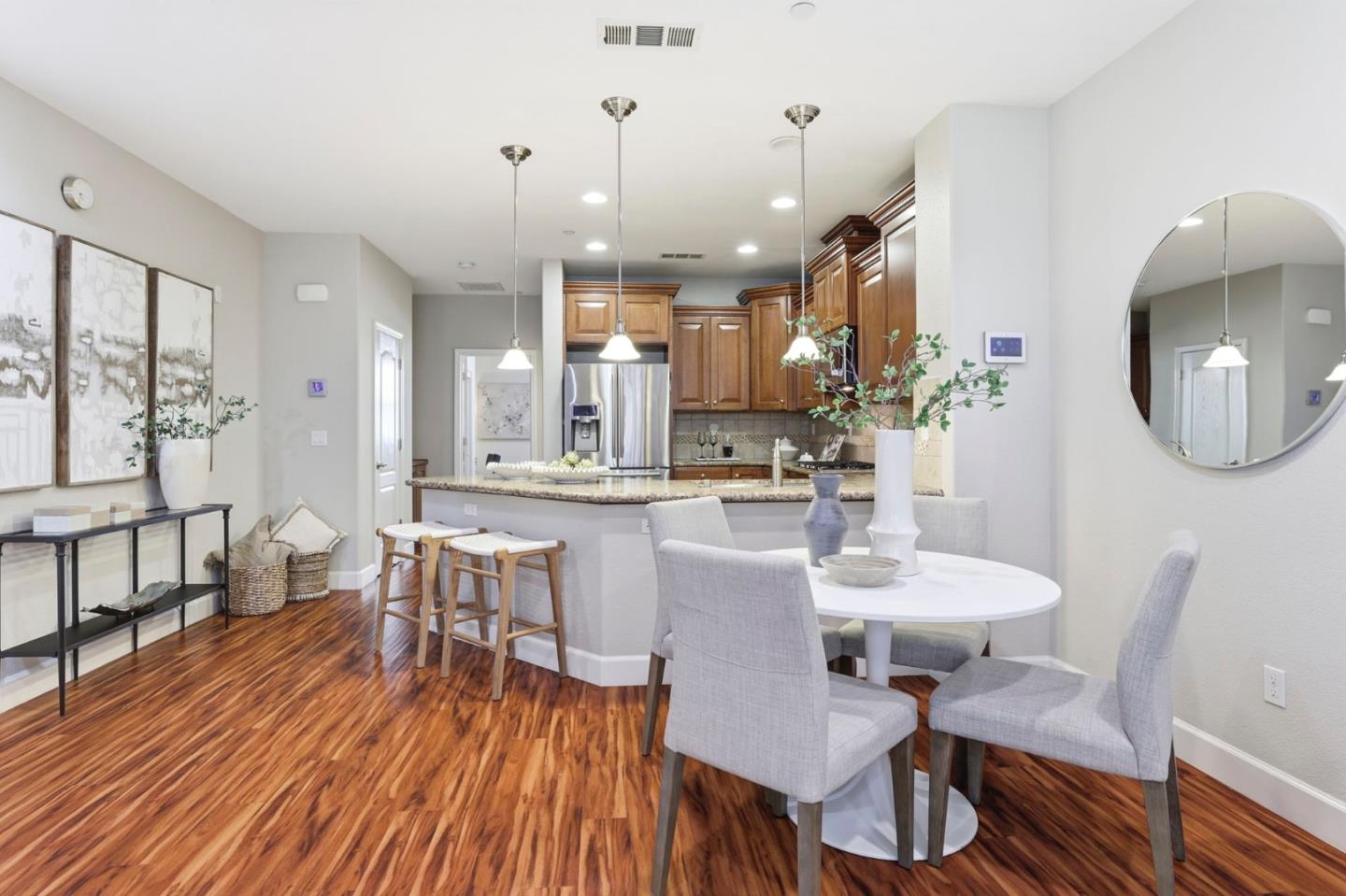 1701 Shore Place 5