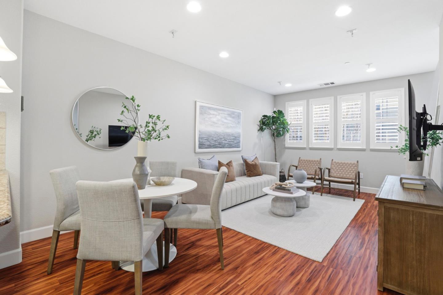1701 Shore Place 5