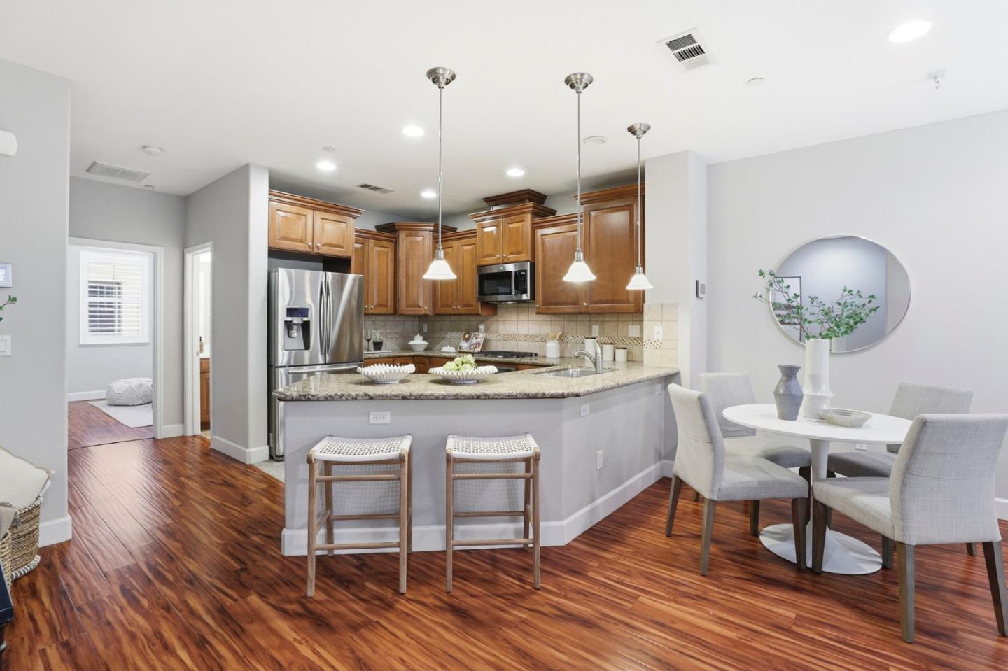 1701 Shore Place 5