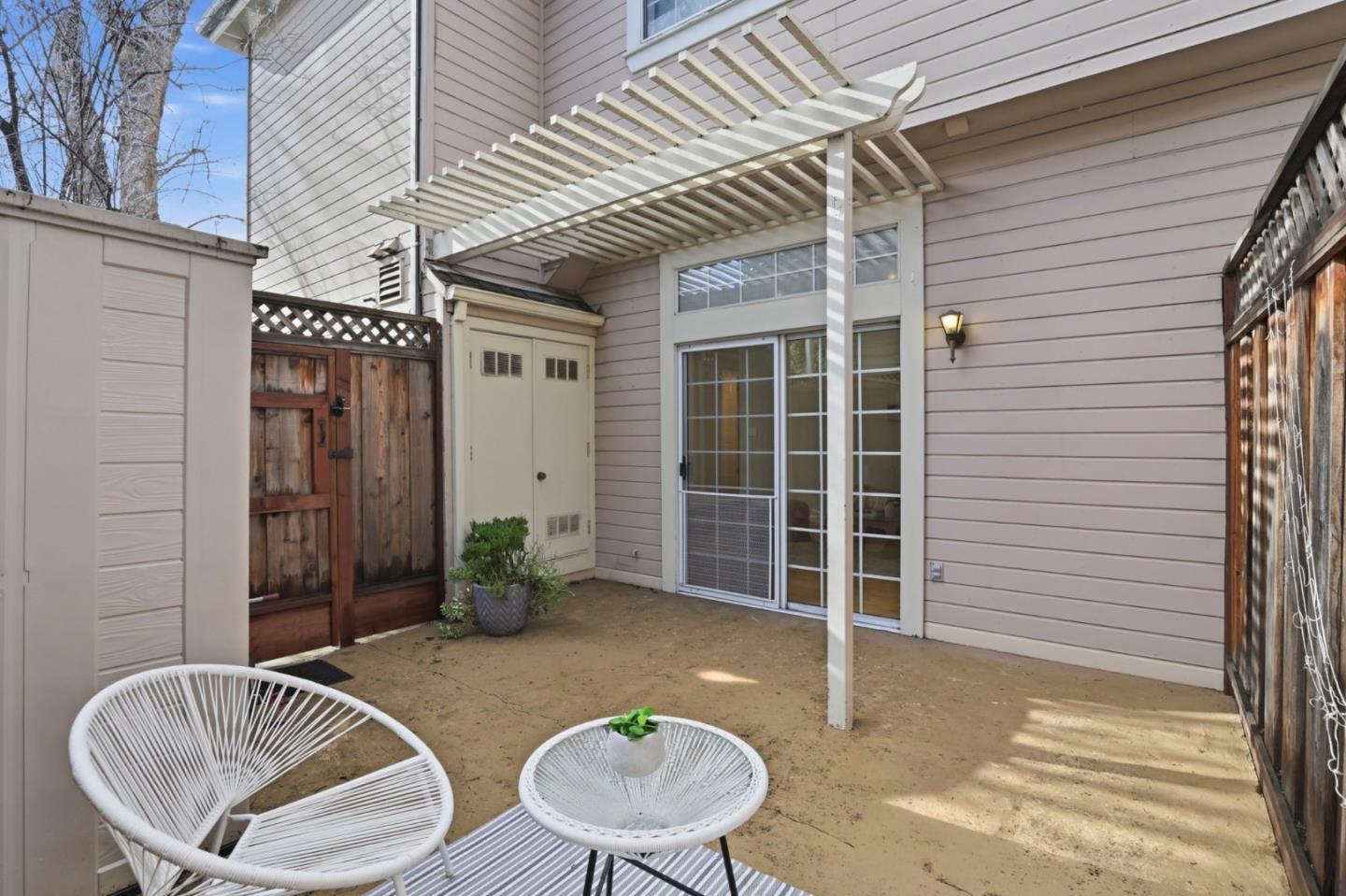 558 North 3rd Street