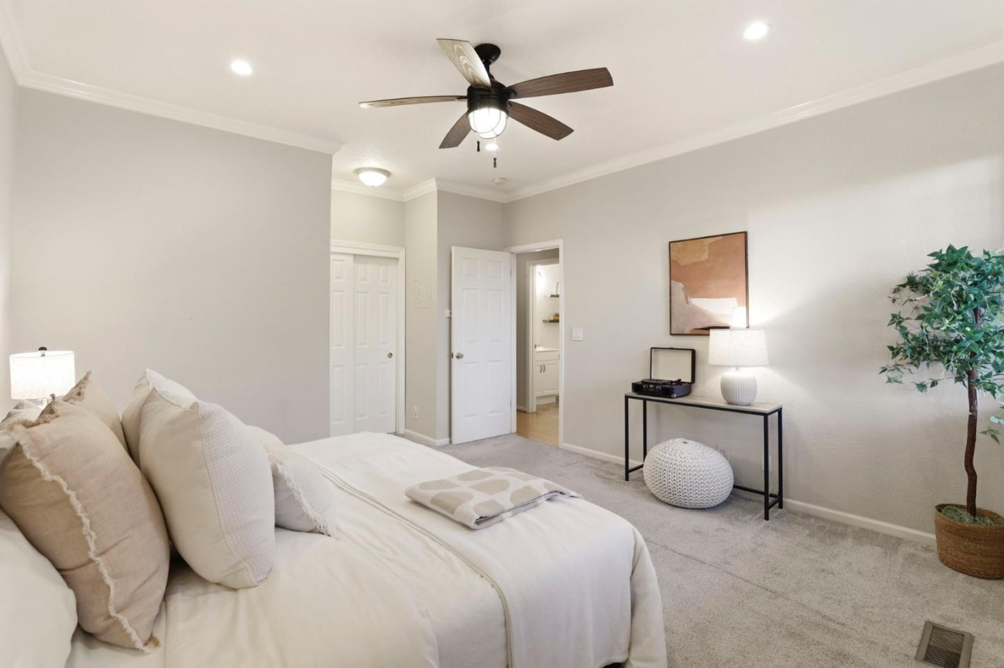 558 North 3rd Street