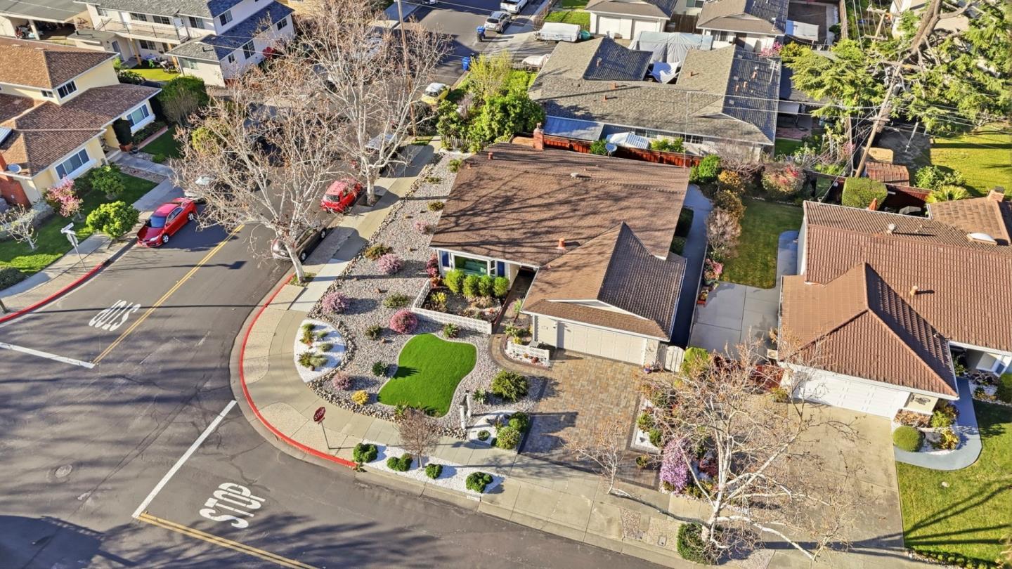 1375 Colleen Way