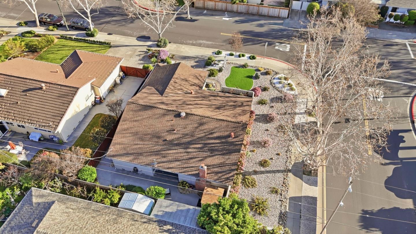 1375 Colleen Way