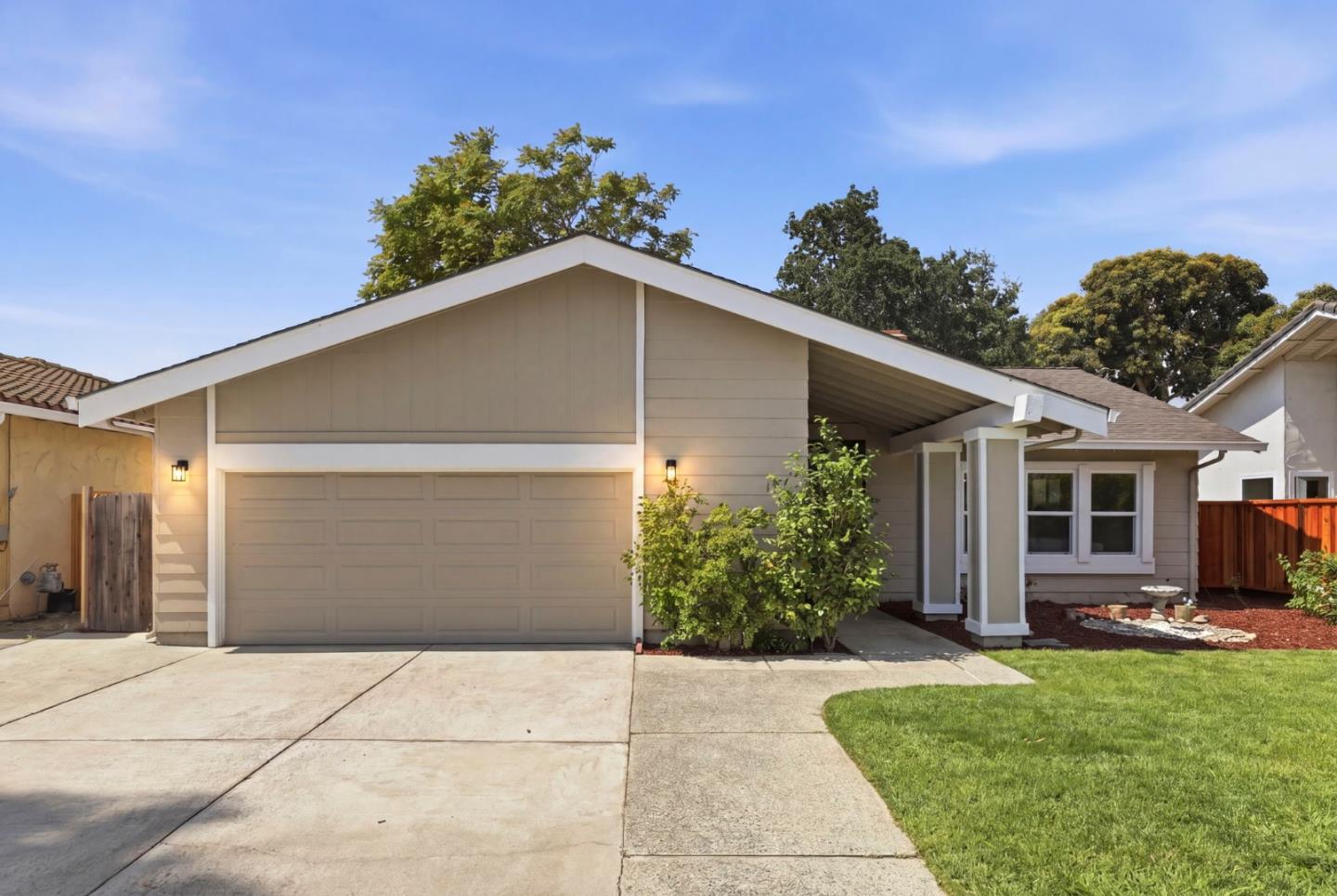 1177 Sandstone Lane