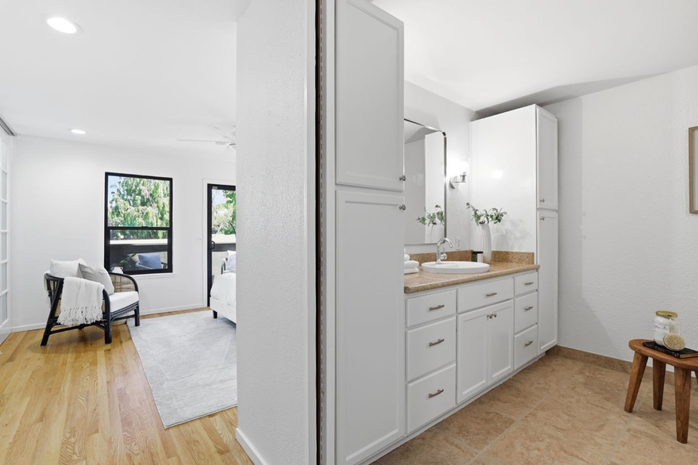 620 North Ahwanee Terrace