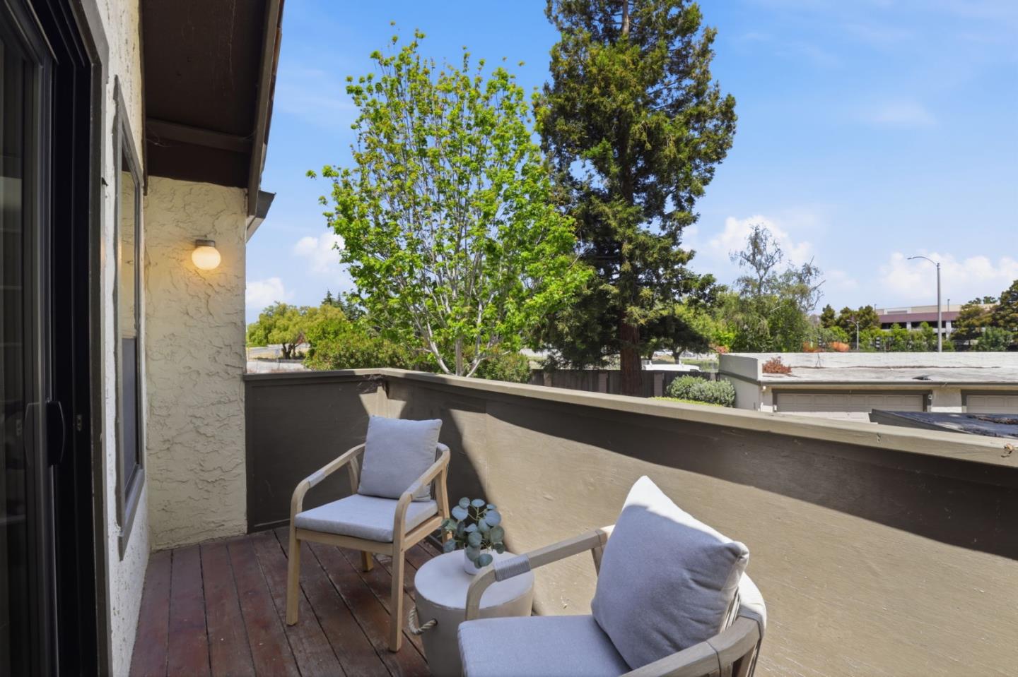 620 North Ahwanee Terrace