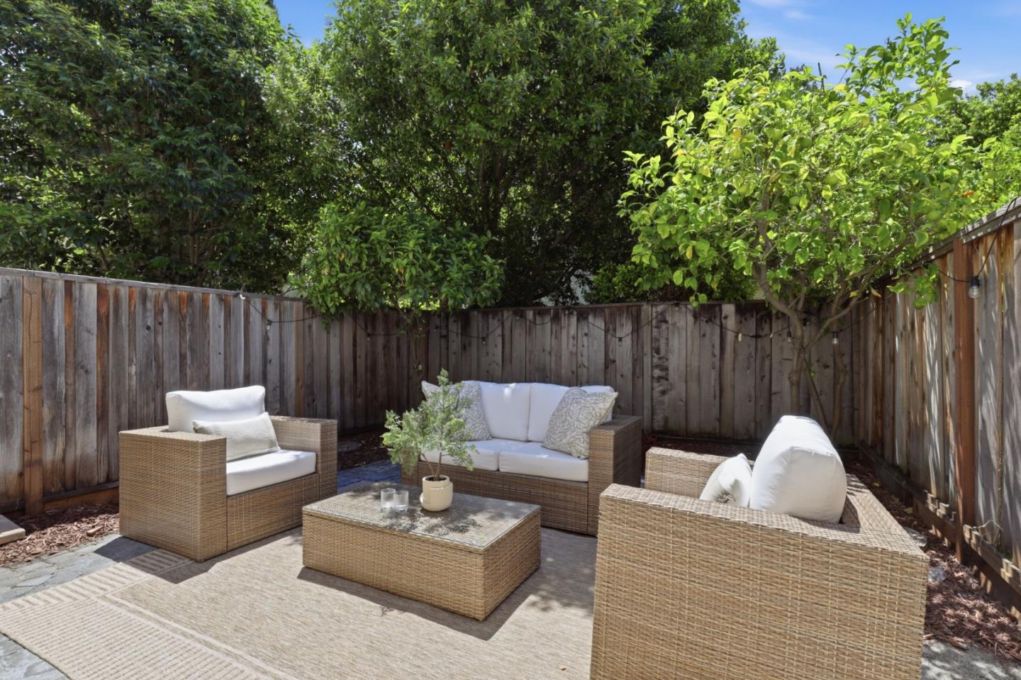 620 North Ahwanee Terrace