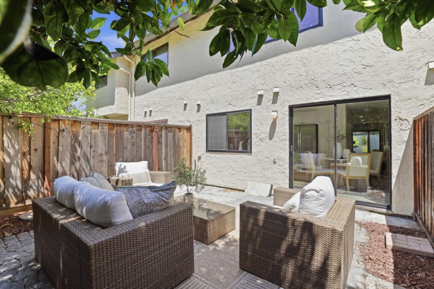 620 North Ahwanee Terrace