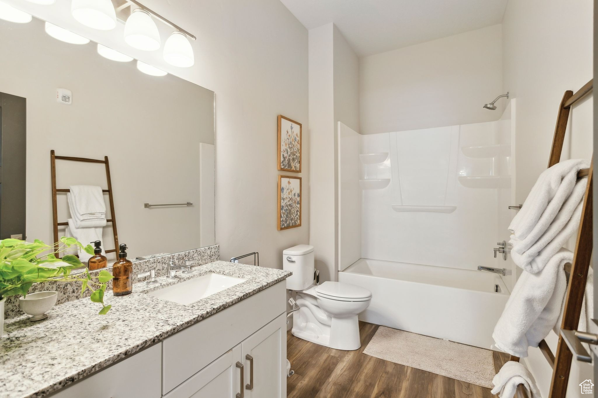 695 E MAIN ST #R-103