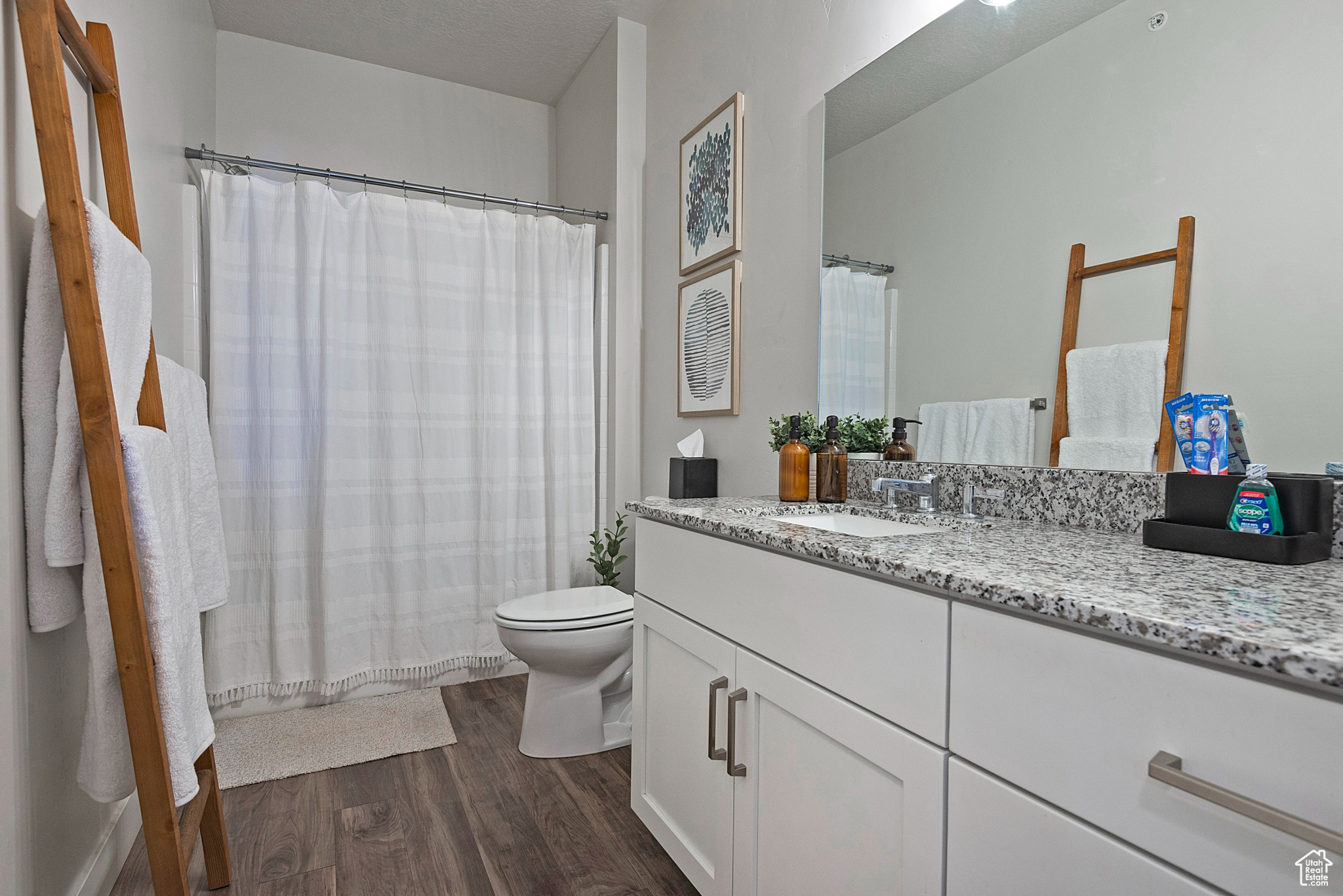 695 E MAIN ST #R-207