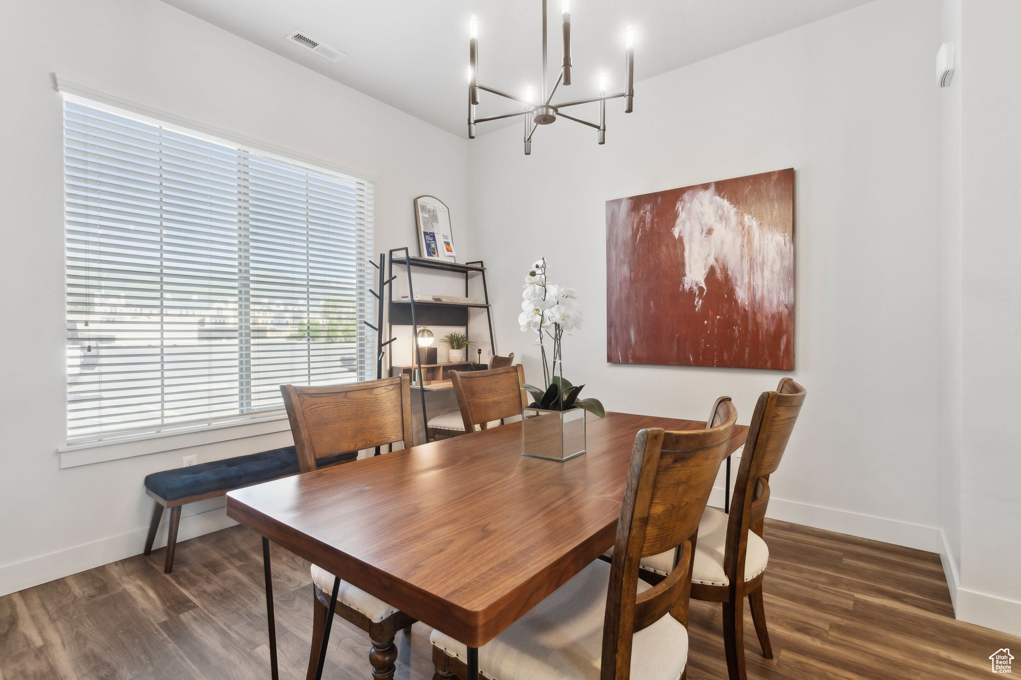 695 E MAIN ST #R-209
