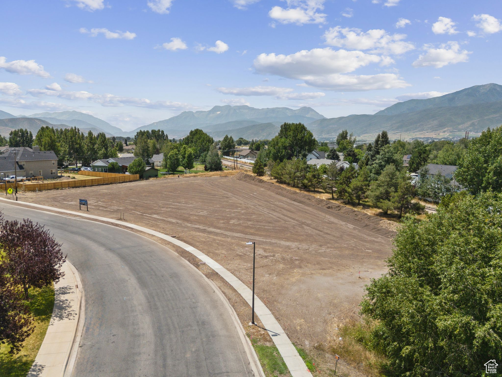 828 S SCHOOL HOUSE WAY Unit: 1