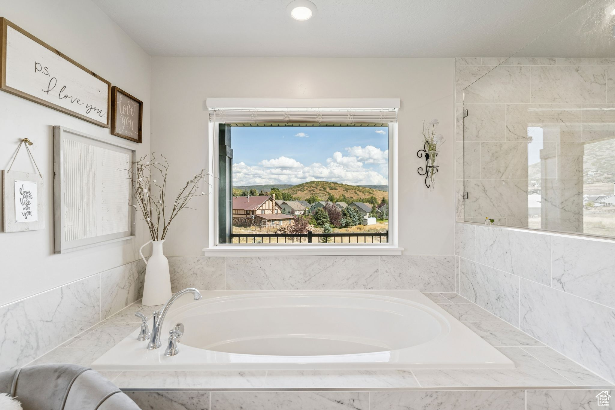 1128 N SPRINGER VIEW LOOP