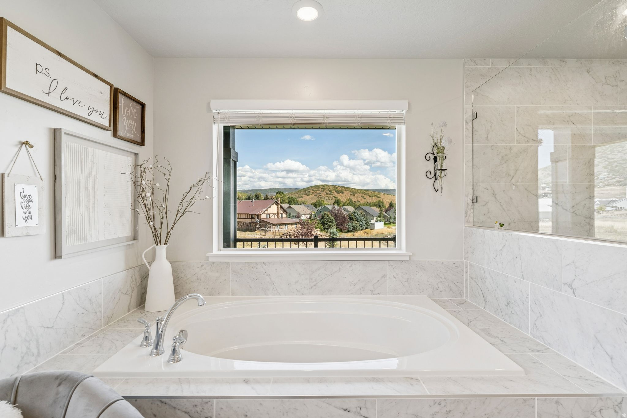 1128 N SPRINGER VIEW LOOP