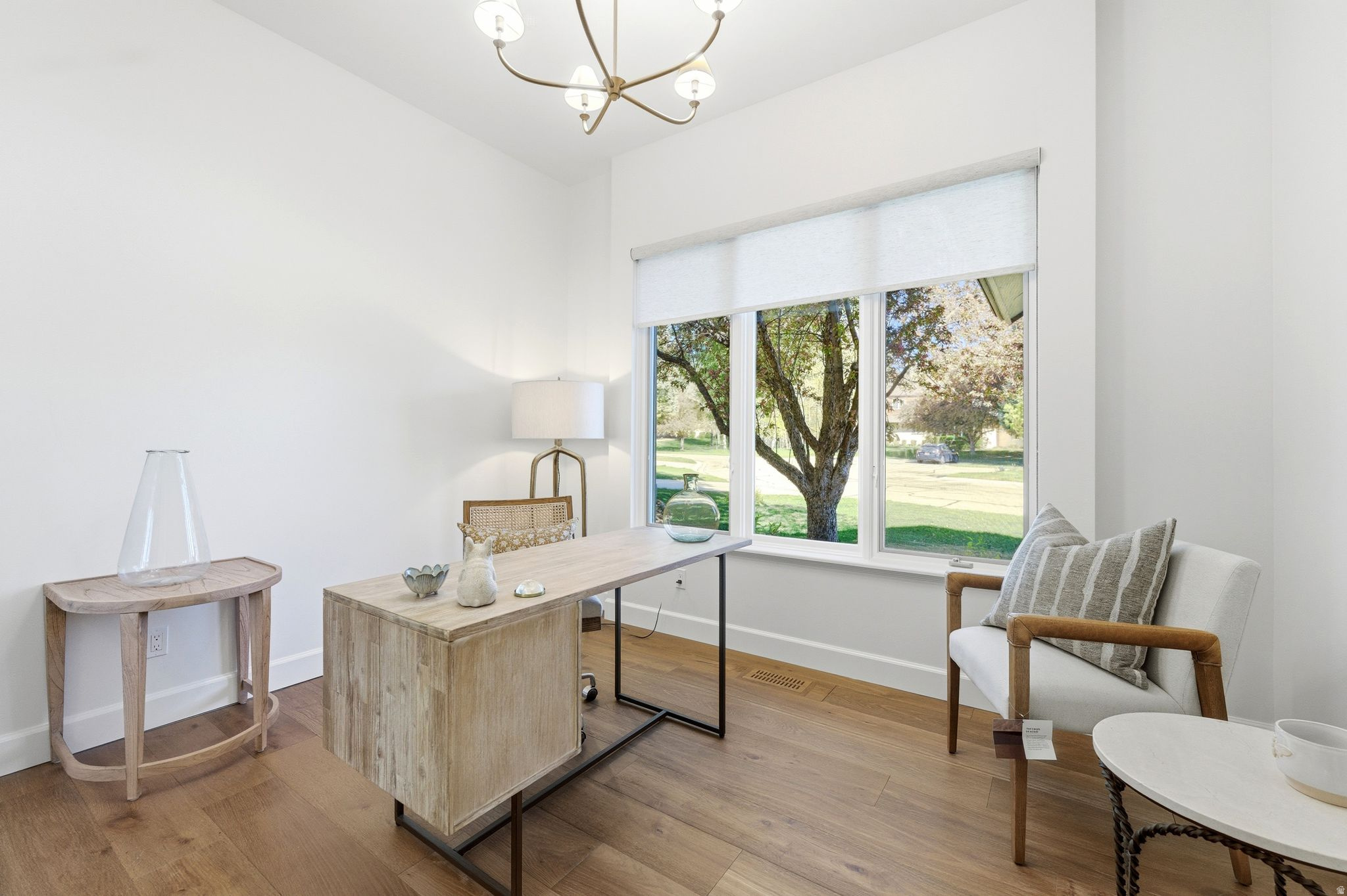 33 W VILLAGE CIR #23