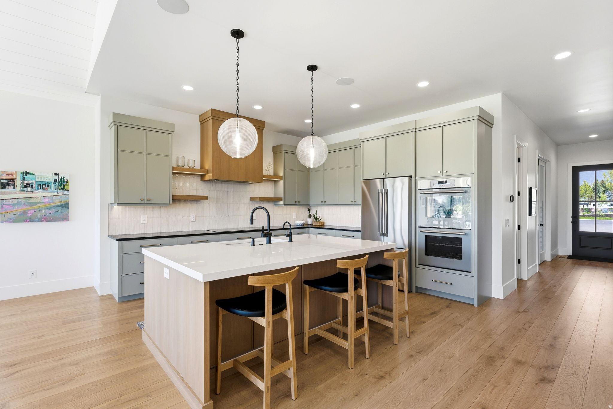 336 N FARMHOUSE LN