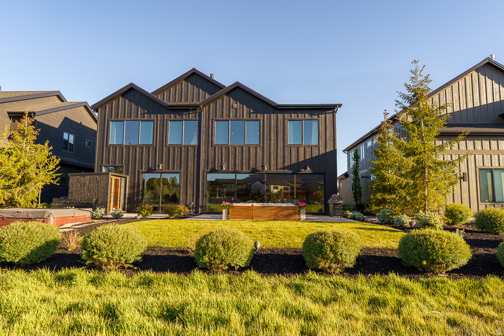 355 E ROCKWELL CIR