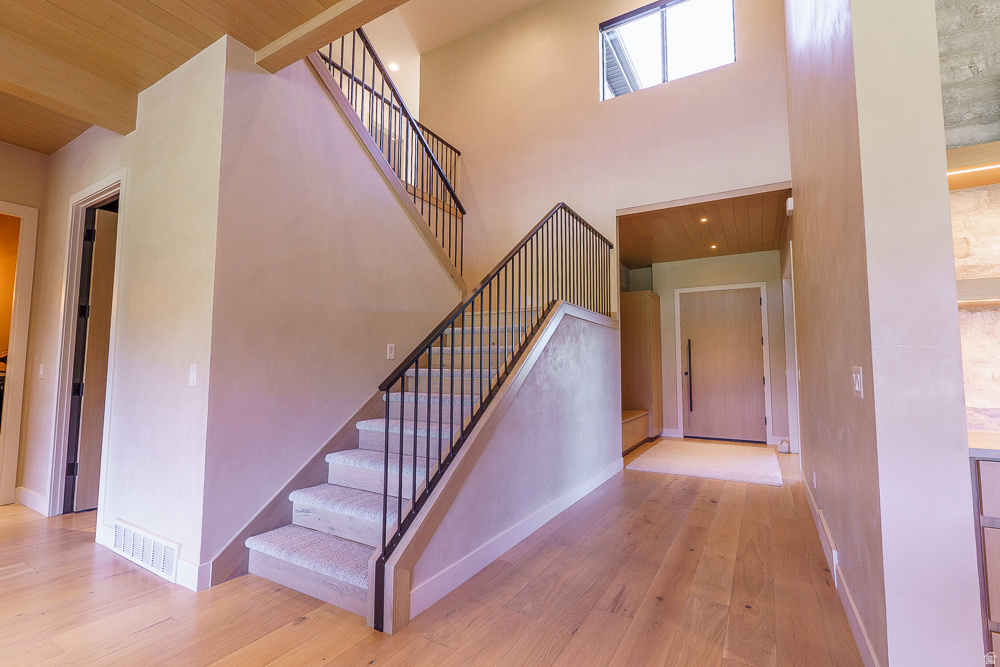 355 E ROCKWELL CIR
