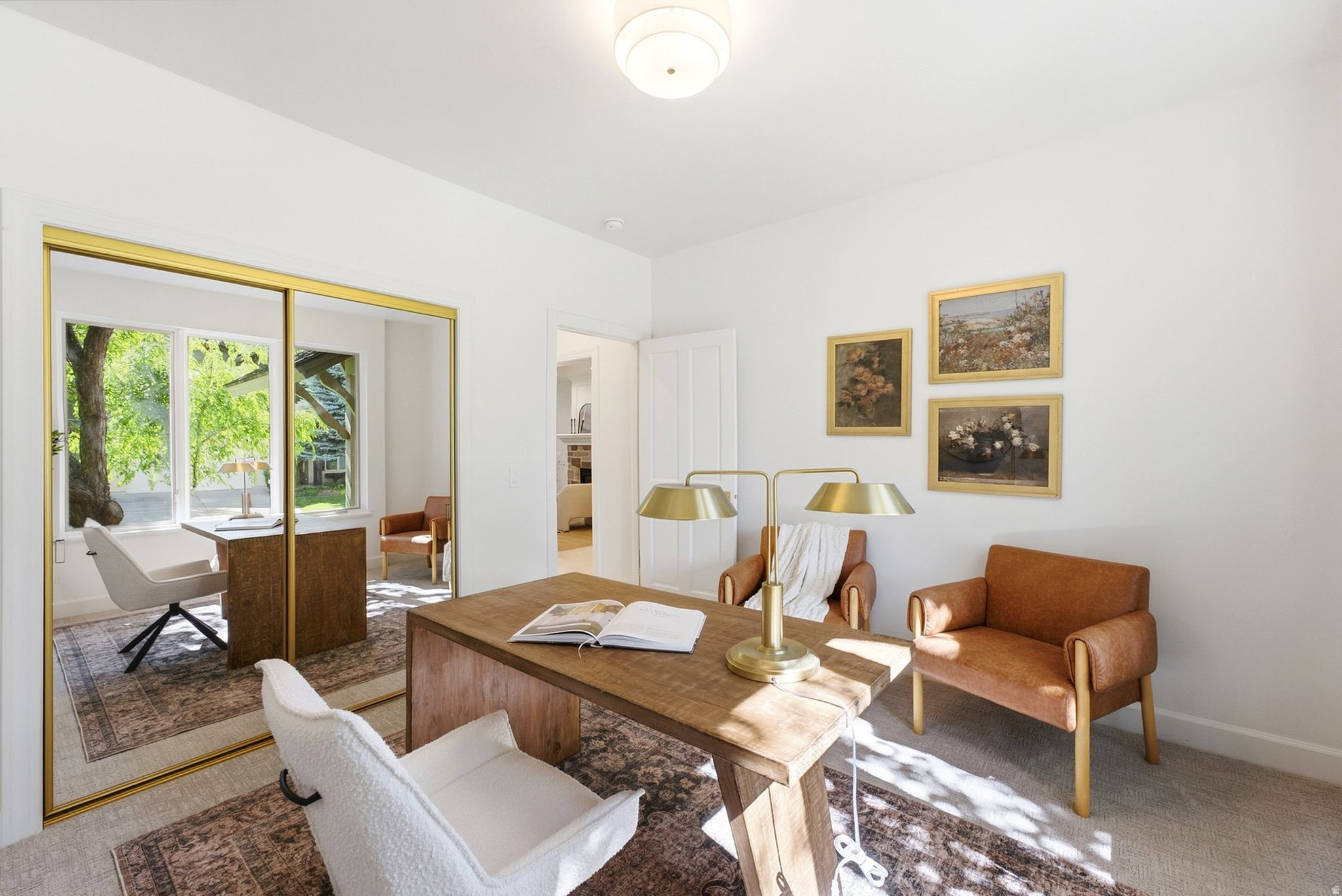 12 W VILLAGE CIR