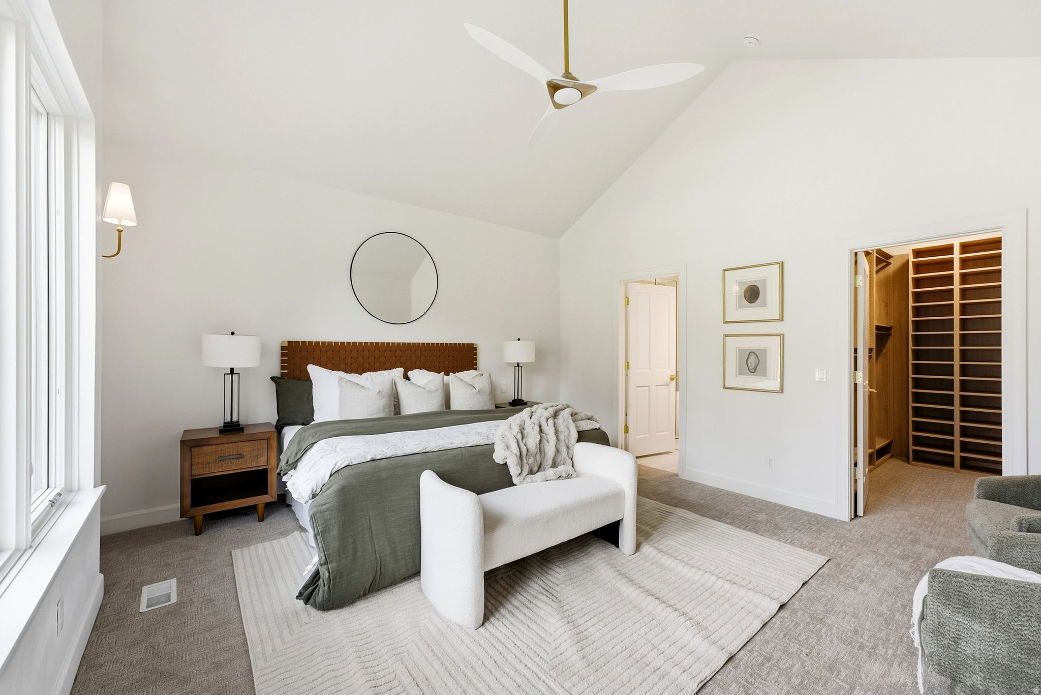 12 W VILLAGE CIR